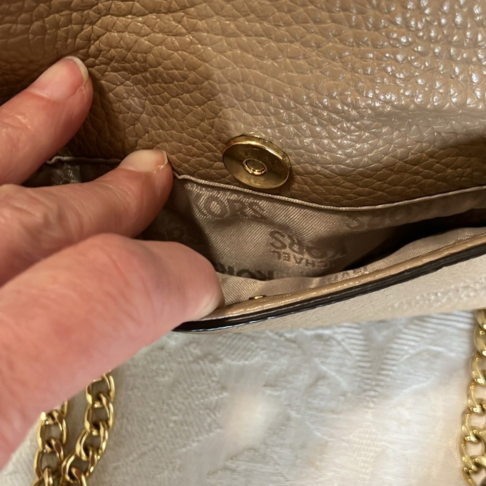 Michael Kors EUC Sloan bag in Taupe PRICE DROP! - Picture 6 of 16